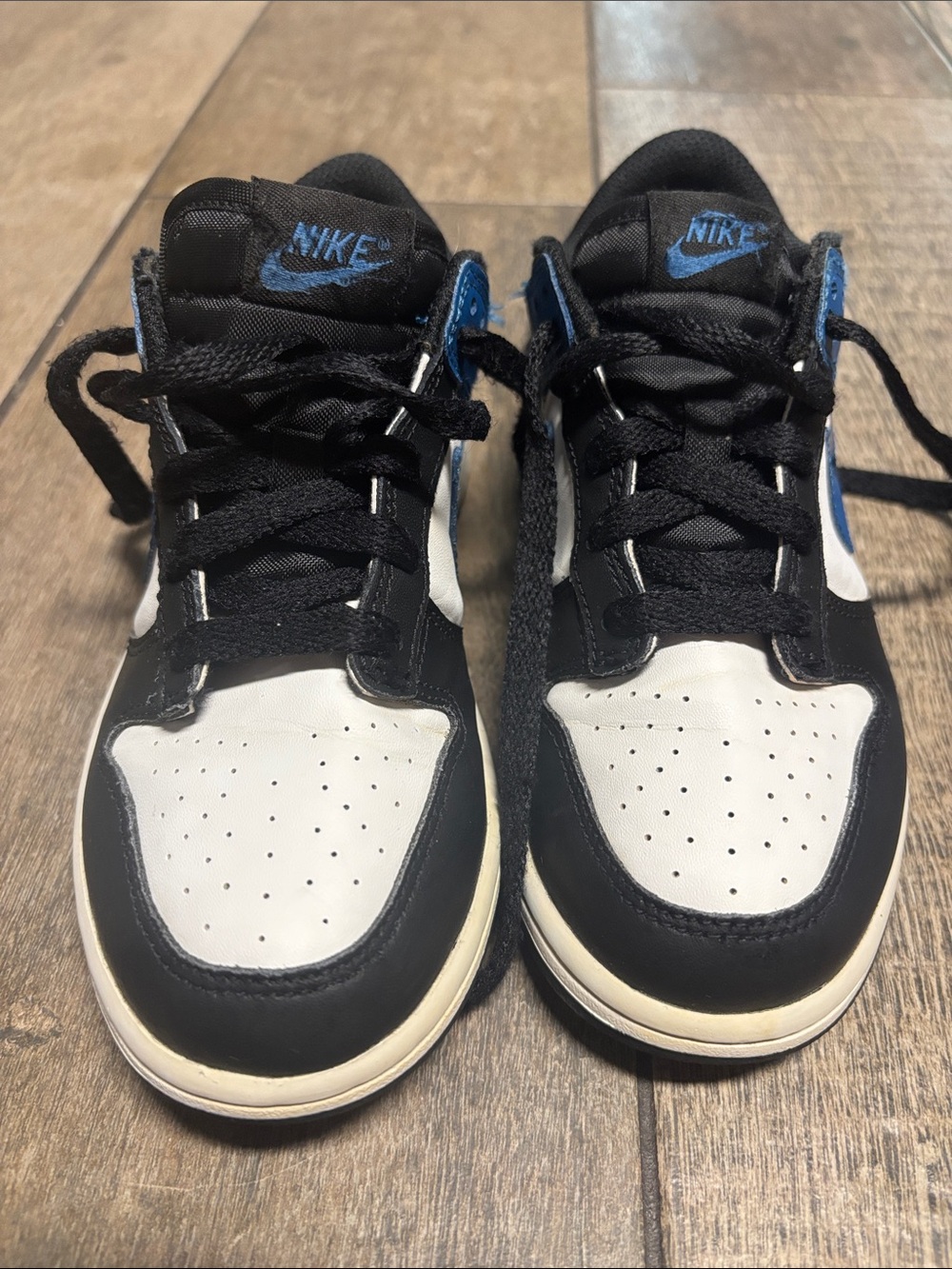 Nike Kids Black, White & Blue Low-Top Sneakers
